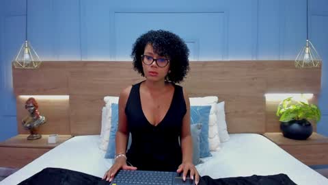 Ayleen online show from 12/15/24, 07:42