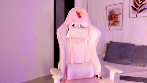 Ayleen online show from 09/18/25, 12:18