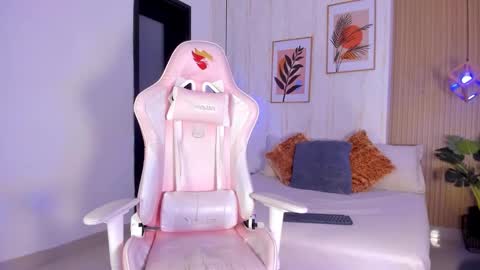 Ayleen online show from 11/29/25, 01:25