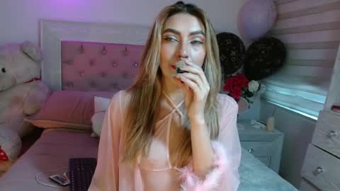 Snapshot of ayleen_m chatting on 08/01/26, 11:09 AYLEEN online show from 08/01/26, 11:09