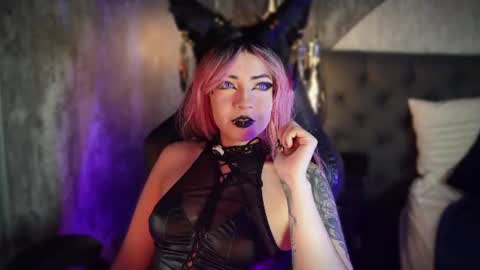 Aylen online show from 06/24/26, 06:40