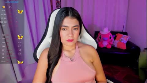 Snapshot of aylenmiller_ chatting on 10/21/25, 01:50 Aylen online show from 10/21/25, 01:50