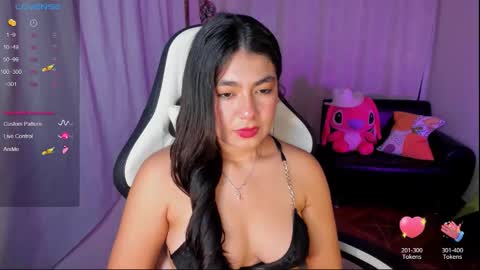 Snapshot of aylenmiller_ chatting on 11/13/25, 01:59 Aylen online show from 11/13/25, 01:59