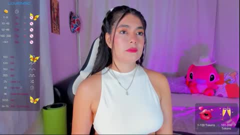 Snapshot of aylenmiller_ chatting on 11/26/25, 02:01 Aylen online show from 11/26/25, 02:01