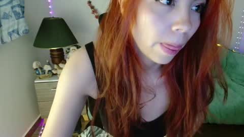 Aylin online show from 12/18/25, 11:16