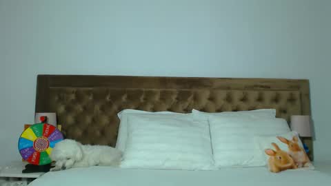 Snapshot of aylinhoney chatting on 10/31/25, 03:40 Aylin online show from 10/31/25, 03:40