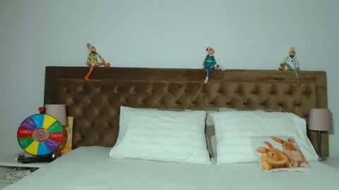 Snapshot of aylinhoney chatting on 11/10/25, 03:49 Aylin online show from 11/10/25, 03:49