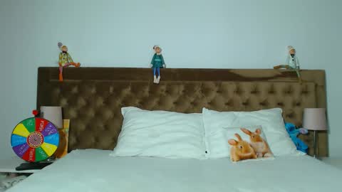 Snapshot of aylinhoney chatting on 12/02/25, 03:56 Aylin online show from 12/02/25, 03:56