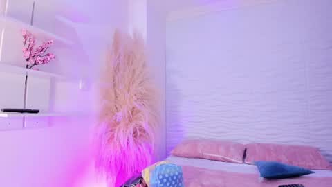 aylinlove_ online show from 06/30/26, 11:22