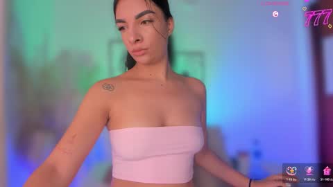 Snapshot of aylinz chatting on 03/24/26, 12:32 Alish online show from 03/24/26, 12:32