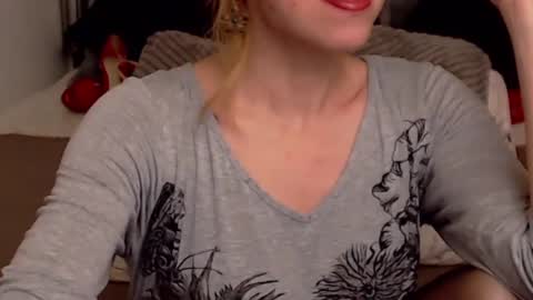 aylynrichard online show from 01/04/25, 06:09