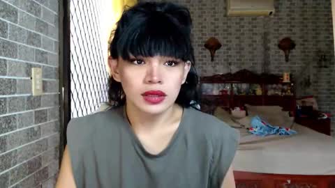 Snapshot of aymkyline chatting on 09/19/25, 01:40 aymkyline online show from 09/19/25, 01:40