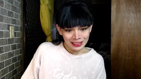 Snapshot of aymkyline chatting on 10/13/25, 02:06 aymkyline online show from 10/13/25, 02:06