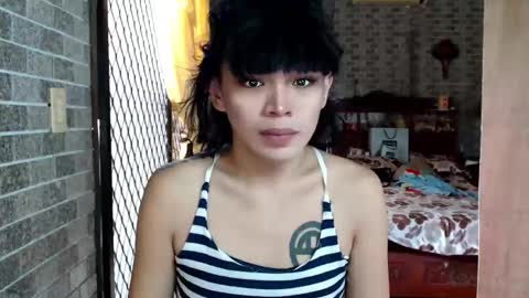 Snapshot of aymkyline chatting on 11/24/25, 01:16 aymkyline online show from 11/24/25, 01:16