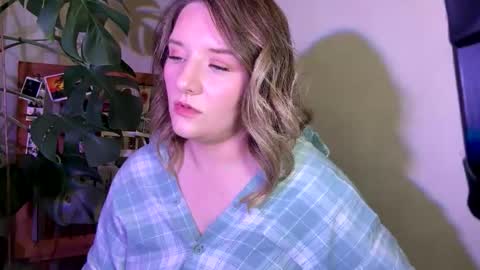 Snapshot of ayrix chatting on 10/01/25, 06:14 ayrix online show from 10/01/25, 06:14