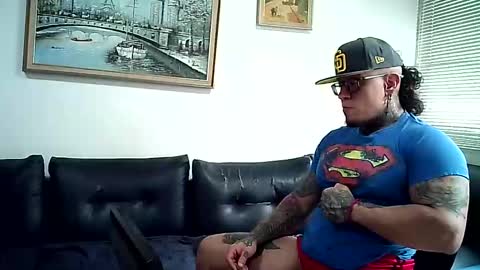 Snapshot of ayrton_naffah2 chatting on 12/17/25, 07:20 Ayrton naffah2 online show from 12/17/25, 07:20