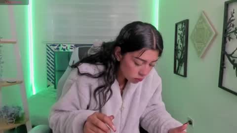 Aysha online show from 07/28/26, 07:39