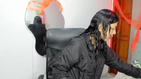 aysha_winxx online show from 10/31/25, 03:07