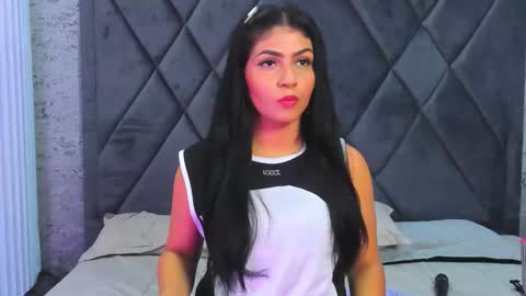 Ayshel  online show from 10/12/25, 11:53