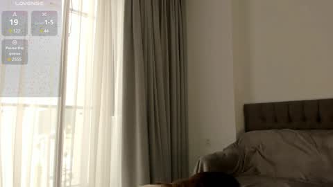 ayumi_dream online show from 01/11/25, 02:30