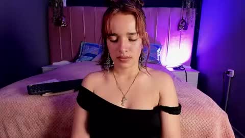 Azahara online show from 07/25/26, 11:13