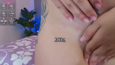 Adriana online show from 10/04/25, 08:18