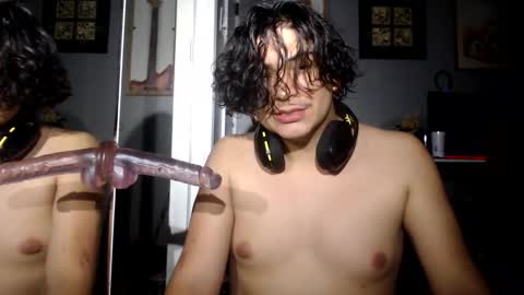 azazel_star online show from 12/19/25, 04:08