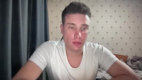 Snapshot of azazelmax chatting on 10/30/25, 09:37 azazelmax online show from 10/30/25, 09:37