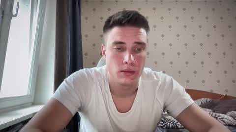 Snapshot of azazelmax chatting on 10/31/25, 09:43 azazelmax online show from 10/31/25, 09:43