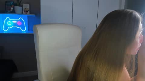 Sofia online show from 12/08/24, 05:55