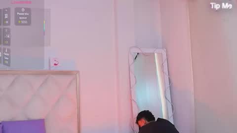 Snapshot of aziel_tay chatting on 10/20/25, 11:32 aziel_tay online show from 10/20/25, 11:32