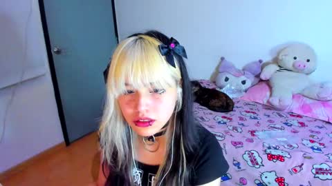Azu Moure online show from 03/01/25, 10:34