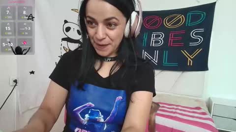 Azucena R online show from 03/19/26, 06:45
