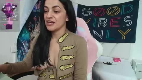 Azucena R online show from 04/16/26, 03:57