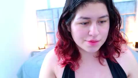 Snapshot of azul_veraa chatting on 02/18/26, 12:23 Azul online show from 02/18/26, 12:23