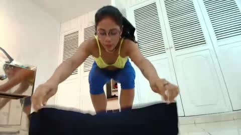 Snapshot of azulmaveric chatting on 05/19/26, 07:53 AZUL online show from 05/19/26, 07:53
