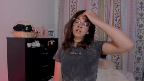 azumi saan online show from 05/22/26, 01:35
