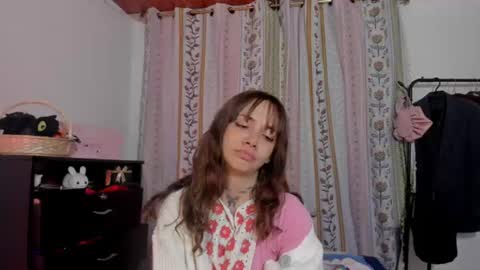 Snapshot of azumi_saan chatting on 06/25/26, 02:44 azumi saan online show from 06/25/26, 02:44