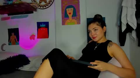 azumie online show from 01/10/25, 07:43