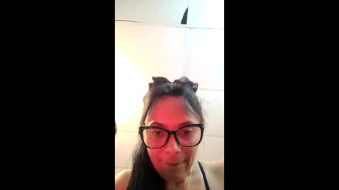 Snapshot of azura_lion chatting on 04/16/26, 05:41 azura lion online show from 04/16/26, 05:41