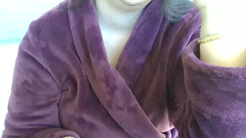 Snapshot of azuregoddess chatting on 05/31/26, 06:09 azuregoddess online show from 05/31/26, 06:09
