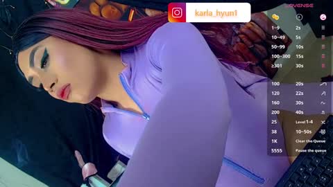 hyun online show from 03/01/25, 02:44
