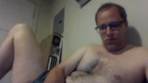 Snapshot of b21lundeen chatting on 11/07/25, 12:54 your-personal-weener online show from 11/07/25, 12:54