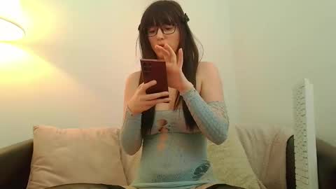 Rebecca online show from 03/04/25, 09:18