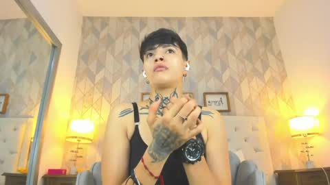 Anny online show from 05/02/26, 03:33