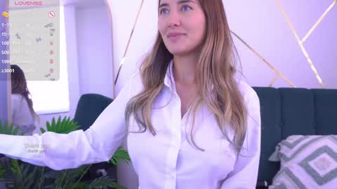 Snapshot of b3llaspring chatting on 09/25/25, 08:23 Isabella online show from 09/25/25, 08:23