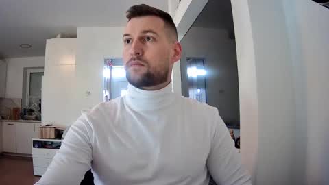 Snapshot of b_marco_ chatting on 02/21/25, 11:55 b_marco_ online show from 02/21/25, 11:55