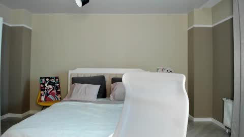 Snapshot of bab_boom chatting on 10/02/25, 12:50 Monica online show from 10/02/25, 12:50