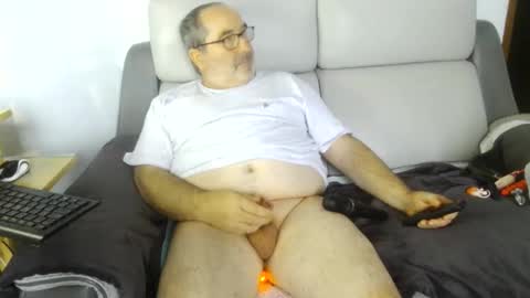 Snapshot of babacool96 chatting on 11/25/25, 08:14 babacool 96 online show from 11/25/25, 08:14