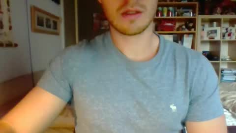 Snapshot of babacoolmagic chatting on 12/29/24, 01:28 babacoolmagic online show from 12/29/24, 01:28